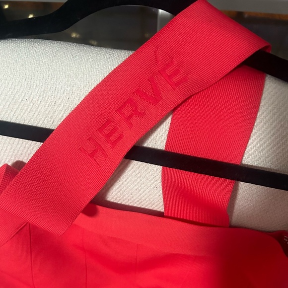 Herve Leger Coral One-Shoulder Mini Dress - Picture 4 of 14